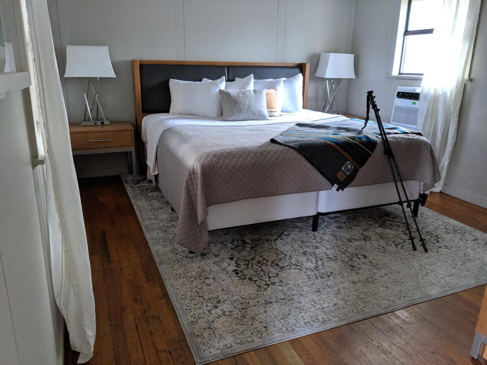 Loblolly Pines Adventure Cabin 4 King Юрека Спрингс Екстериор снимка